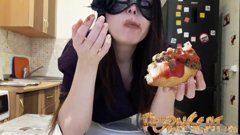 I eat hot dog with shit with ScatLina  [FullHD / 2018]