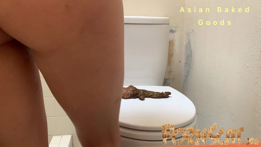 Shit side ways on the toilet seat with Marinayam19  [FullHD / 2020]