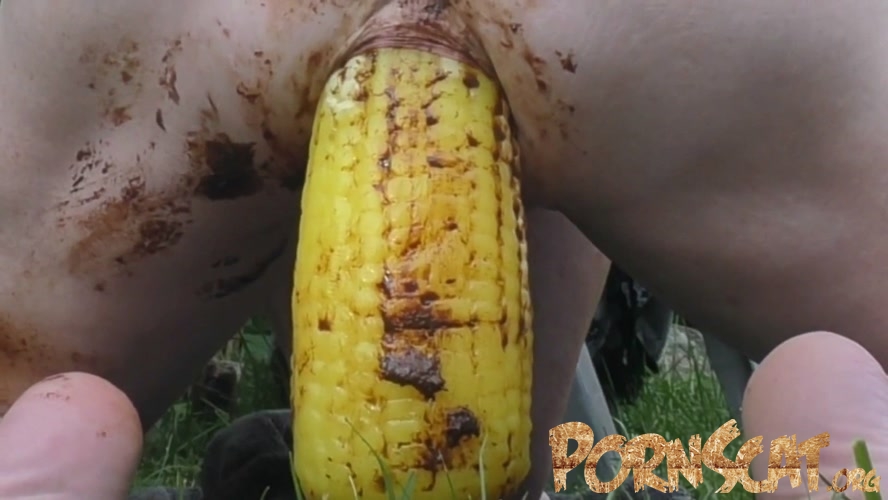 Shitty Corn Dildo with Dirtygardengirl [FullHD / 2020]