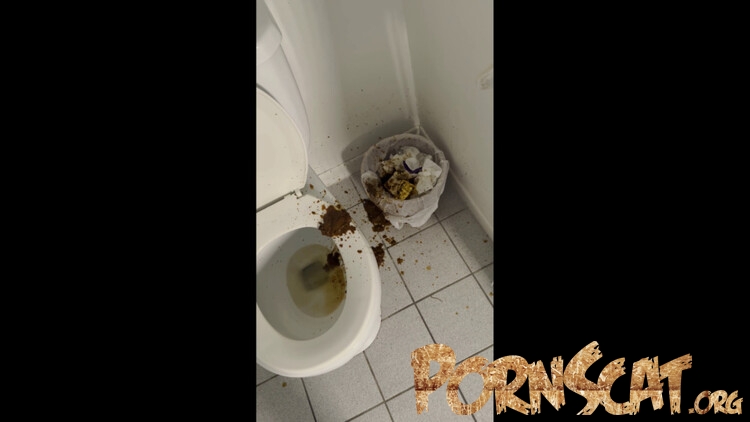 Distinguished whores diarrhea accident with DirtyDaisy [UltraHD/4K / 2024]